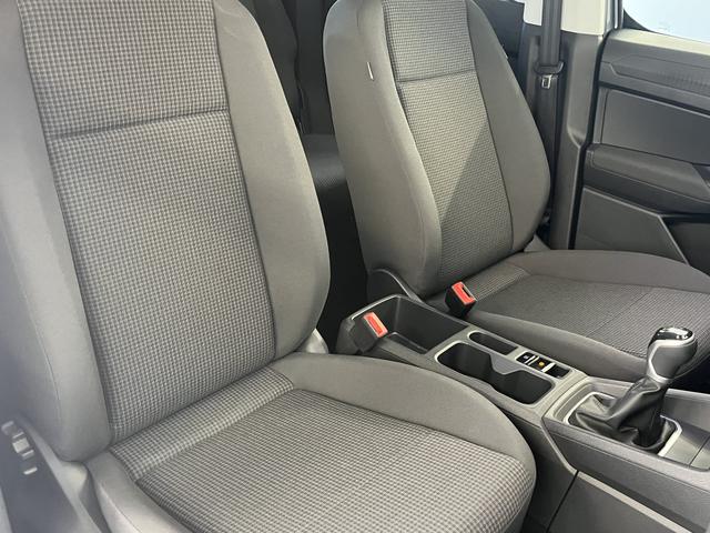 Volkswagen Caddy Drive 122PS TDI Sitzheizung+Parklenk+Reserverad 