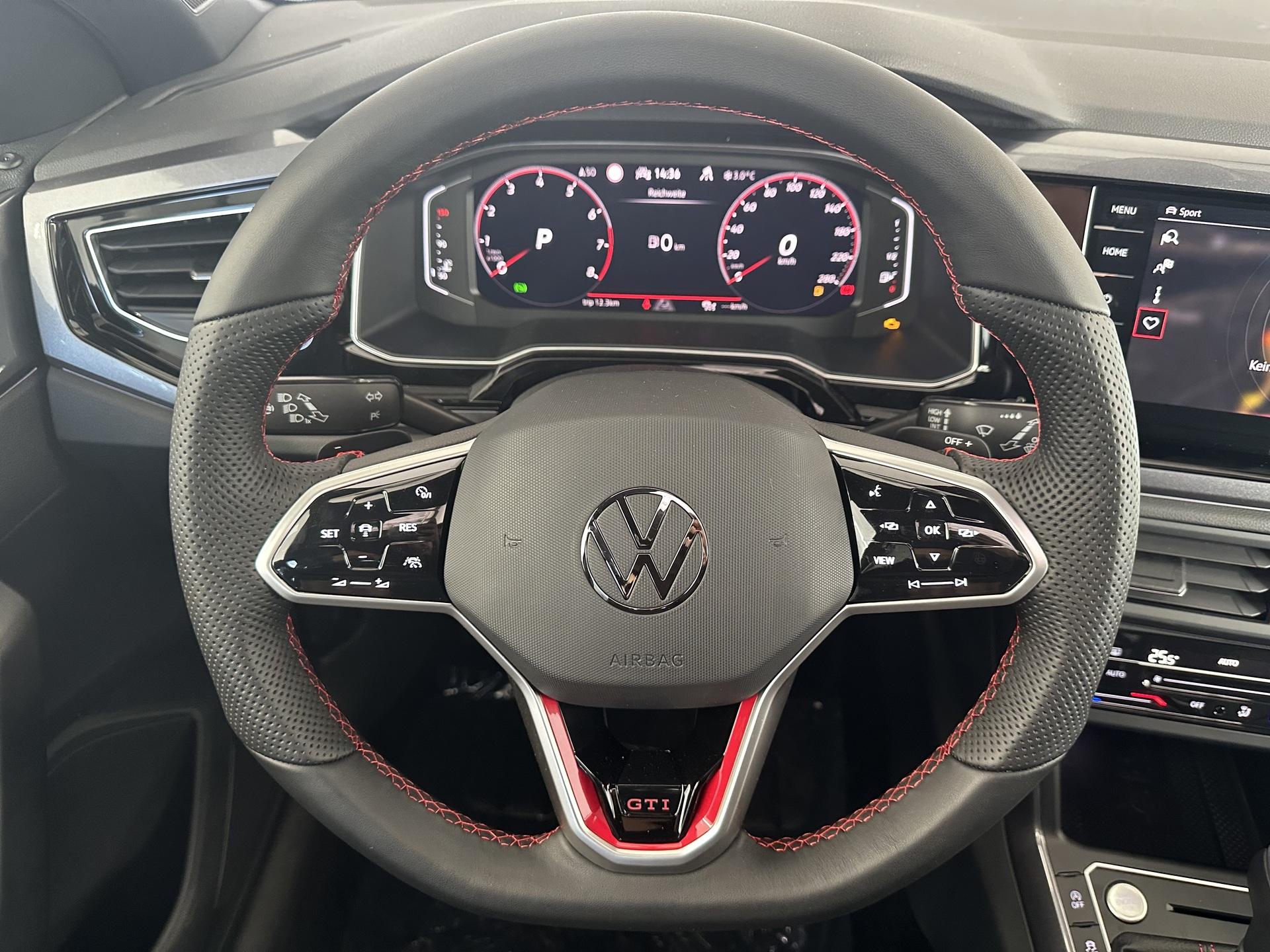 Volkswagen Polo GTI Pano+Keyless+Beats+Navi+ACC - günstig online