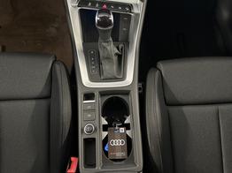 Audi Q3 40 TDI quattro AHK+ACC+Navi+Kamera+Alu18 