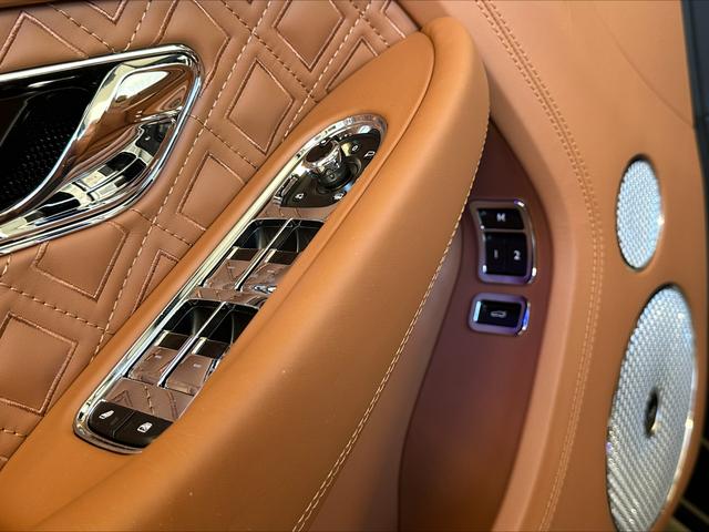 Bentley Continental Speed W12 Naim+CarbonCeramic+Night+22+MidnightEmerald 