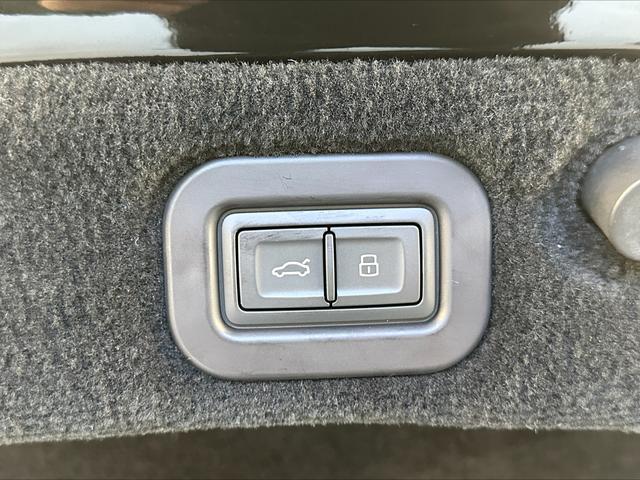 Bentley Continental Speed W12 Naim+CarbonCeramic+Night+22+MidnightEmerald 