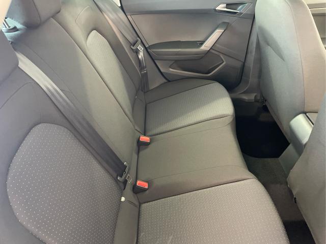 Seat / Arona / Grau / / / 115PS DSG AHK+Kamera+Navi