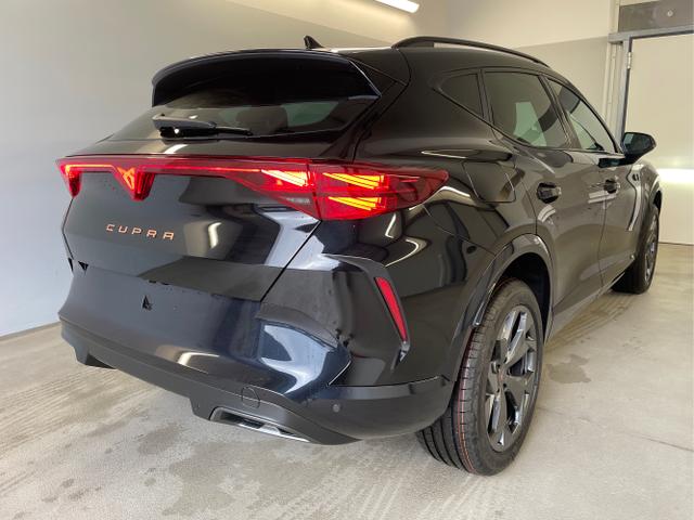 Cupra / Formentor / Schwarz / / / 150PS DSG Navi+AHK