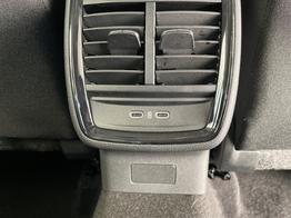 Skoda Scala Facelift 115PS DSG AHK+Carplay+Sitzheizung+LED 