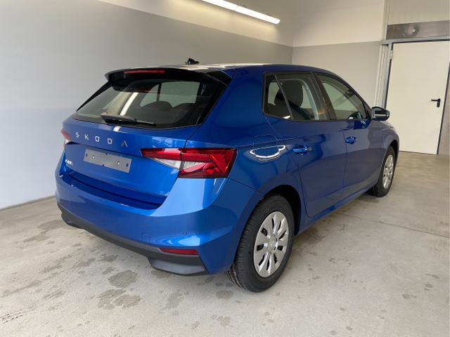 Skoda / Fabia / Blau / / / 80PS Sitzheizung+App-Connect