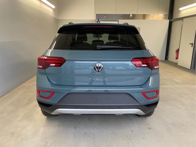 Volkswagen / T-Roc / Blau / / / 150PS AHK+Kessy+Kamera