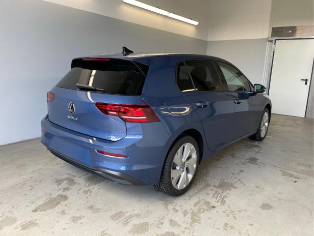 Volkswagen / Golf / Blau / / / 150PS DSG AHK+Navi+Kamera