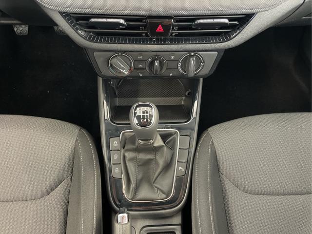 Skoda / Fabia / Blau / / / 115PS AHK+Kessy+Kamera
