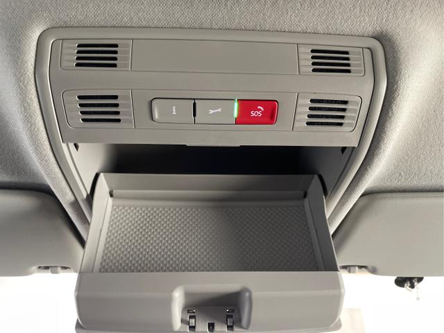 Skoda / Fabia / Blau / / / 115PS AHK+Kessy+Kamera