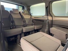 Volkswagen T7 Multivan LIFE TDI LÜ IQ.Light+Navi+AHK+7Sitz+eHeck+Keyless 