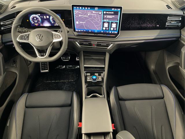 Volkswagen / Tiguan / Grau / / / 193PS TDI IQ.Light+IQ.Drive+AHK