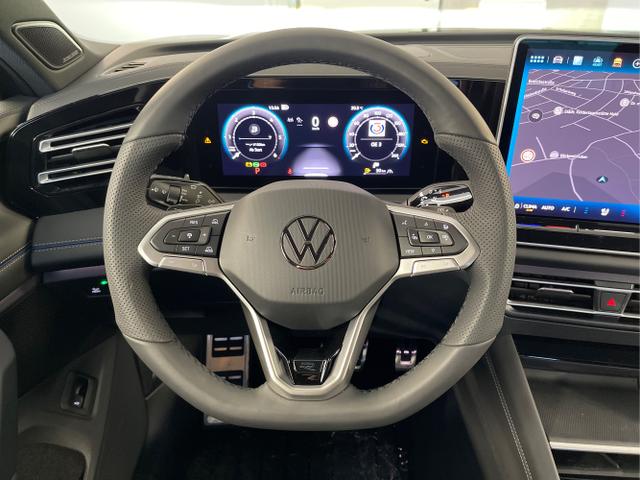 Volkswagen / Tiguan / Grau / / / 193PS TDI IQ.Light+IQ.Drive+AHK