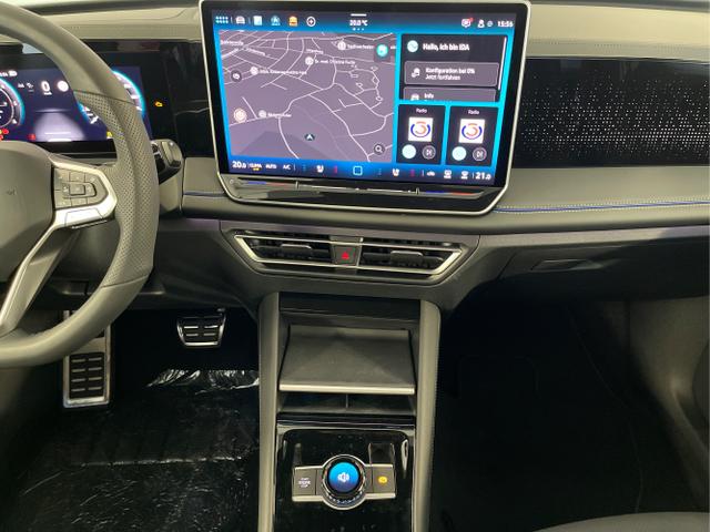 Volkswagen / Tiguan / Schwarz / / / 193PS TDI IQ.Light+IQ.Drive+AHK