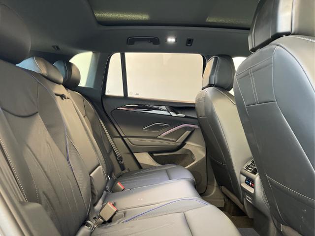 Volkswagen / Tiguan / Schwarz / / / 193PS TDI IQ.Light+IQ.Drive+AHK