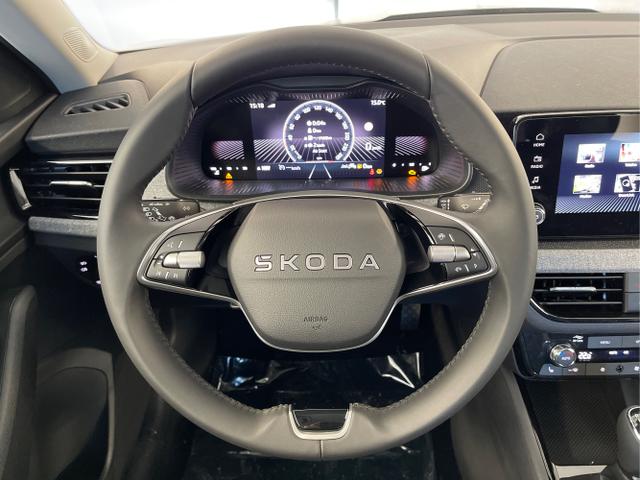 Skoda / KAMIQ / Grau / / / 115PS AHK+Kessy