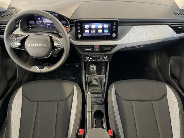 Skoda / KAMIQ / Schwarz / / / 115PS AHK+Kessy+Alu