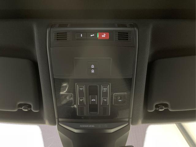 Volkswagen / T-Roc / Grau / / / 190PS DSG 4Motion Pano+AHK