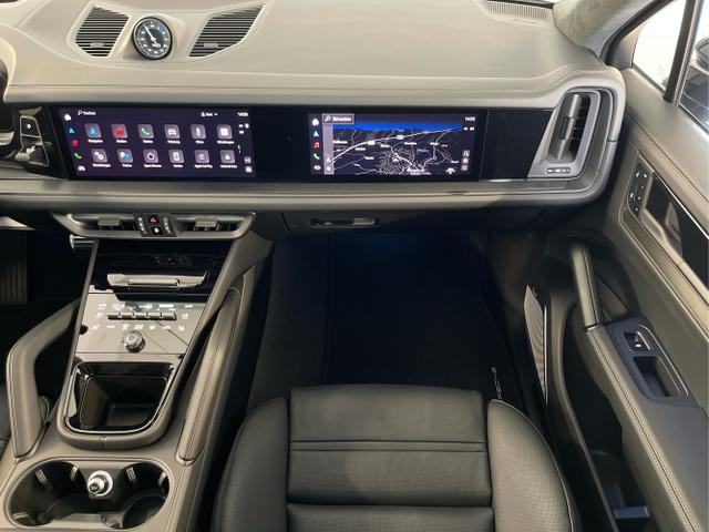 Porsche / Cayenne / Schwarz / / / Hinterachslenkung+Nachtsicht+Sitzbel&uuml;ftung