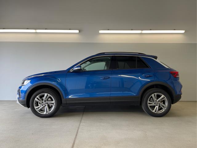Volkswagen / T-Roc / Blau / / / 150PS DSG AHK+Kessy+Navi