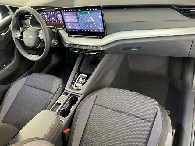 Skoda / Octavia Combi / Blau / / / 150 PS DSG AHK+Navi+ACC