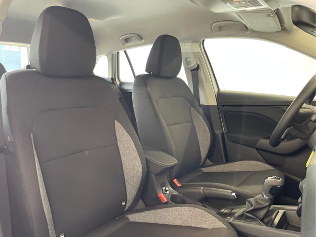 Skoda / Scala / Weiß / / / 115PS DSG AHK+App-Connect