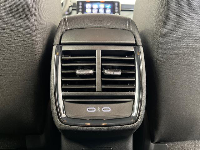 Skoda / Scala / Grau / / / 115PS DSG AHK+App-Connect