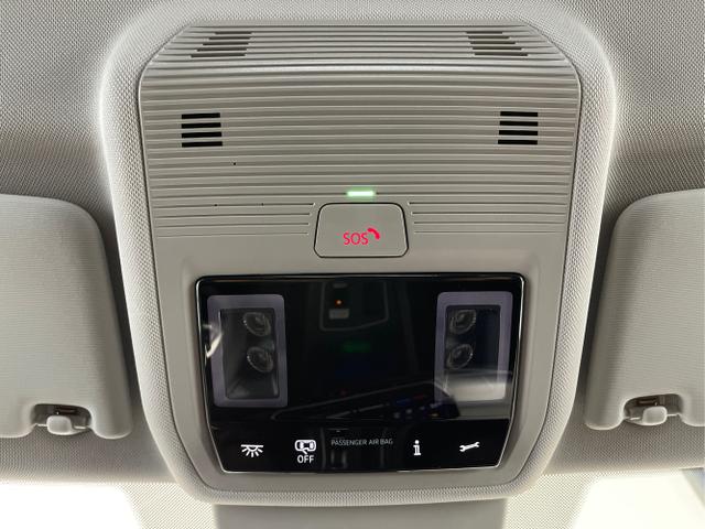 Volkswagen / Golf Variant / Grau / / / 150PS DSG AHK+Kessy+Navi
