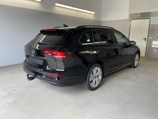 Volkswagen / Golf Variant / Schwarz / / / 150PS DSG AHK+Kessy+Navi