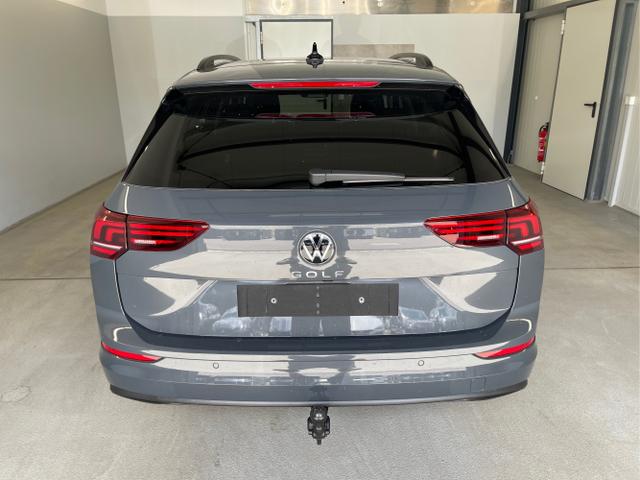 Volkswagen / Golf Variant / Grau / / / 150PS AHK+Navi