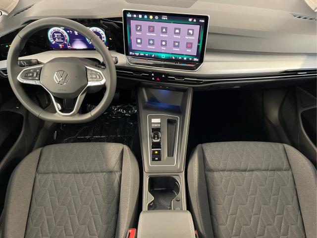 Volkswagen / Golf Variant / Grau / / / 150PS DSG AHK+Kessy+Navi