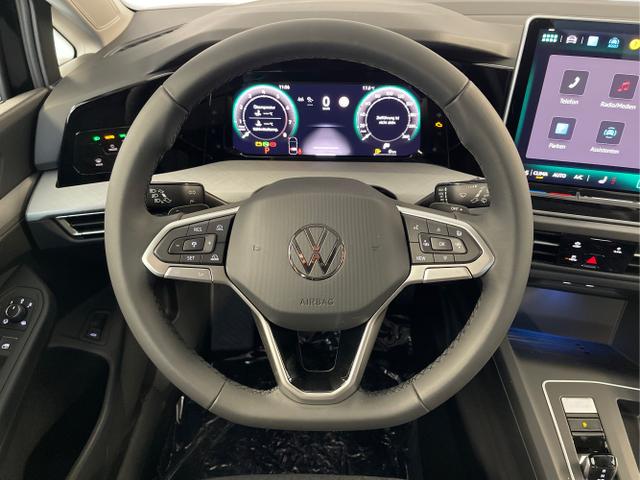 Volkswagen / Golf Variant / Schwarz / / / 150PS DSG AHK+Kessy+Navi