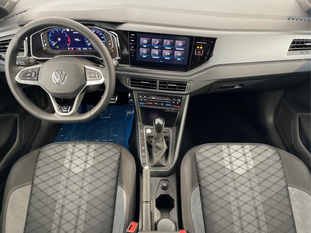 Volkswagen / Taigo / Blau / / / 150PS DSG Black Style+Pano