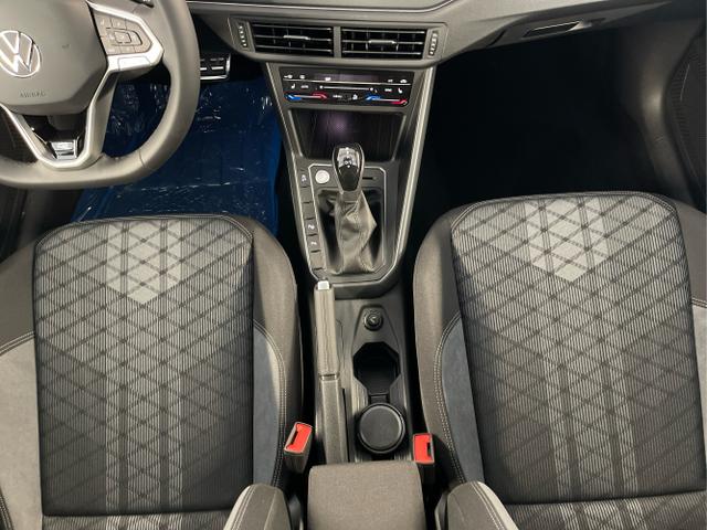 Volkswagen / Taigo / Blau / / / 150PS DSG Black Style+Pano