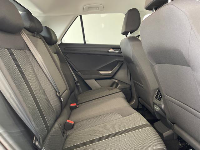Volkswagen / T-Roc / Weiß / / / 150PS DSG AHK+Kessy+Navi