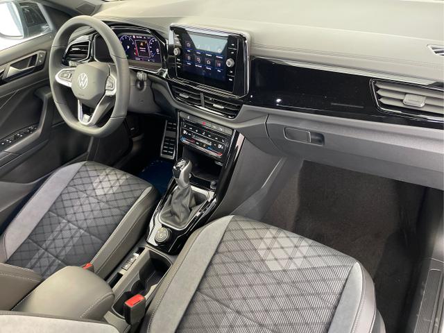 Volkswagen / T-Roc / Grau / / / 190PS 4Mottion AHK+Black Style