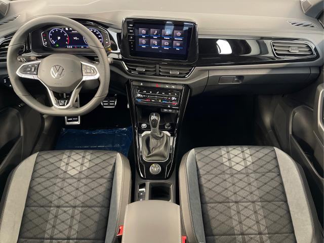 Volkswagen / T-Roc / Schwarz / / / 190PS DSG 4Motion Pano+AHK