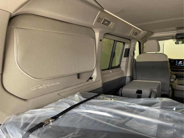 Volkswagen / T7 California / / / / eHybrid DSG 4Motion AHK+360°
