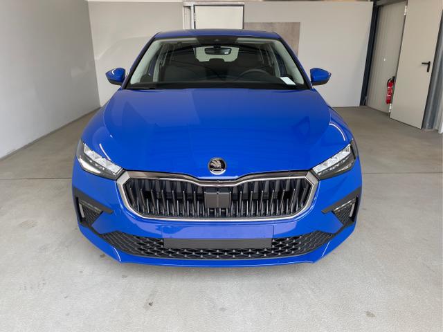 Skoda / Scala / Blau / / / 115PS DSG AHK+App-Connect