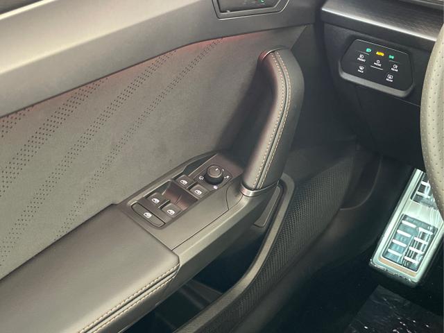 Cupra / Formentor / Schwarz / / / 333PS 4Drive+360°