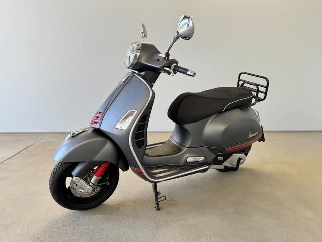 Gebrauchtfahrzeug Vespa GTS Super Sport 125 - Mattlack HU   Service neu