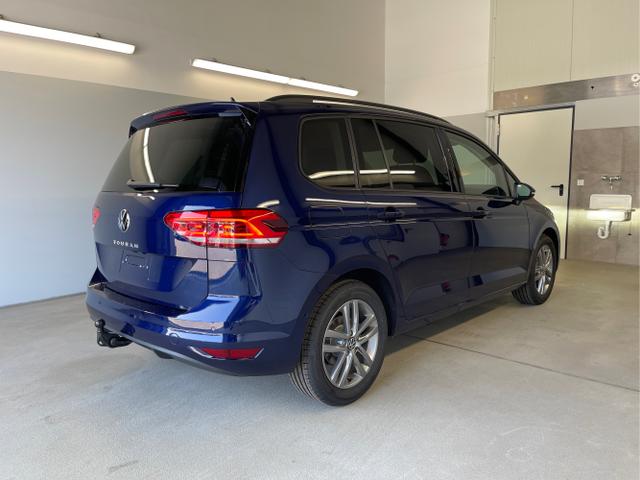 Volkswagen / Touran / Blau / / / 150PS IQ.Light+7 Sitze+Kessy