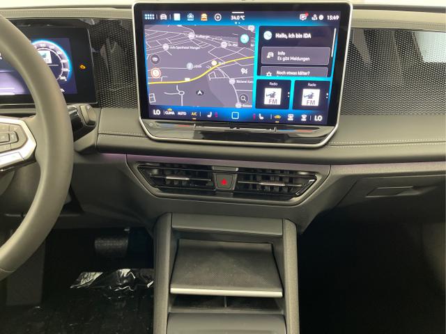 Volkswagen / Tiguan / Grau / / / 150PS DSG 360°Kamera
