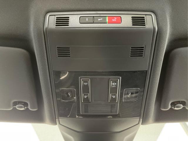 Volkswagen / T-Cross / Schwarz / / / 150PS DSG IQ.Light+AHK