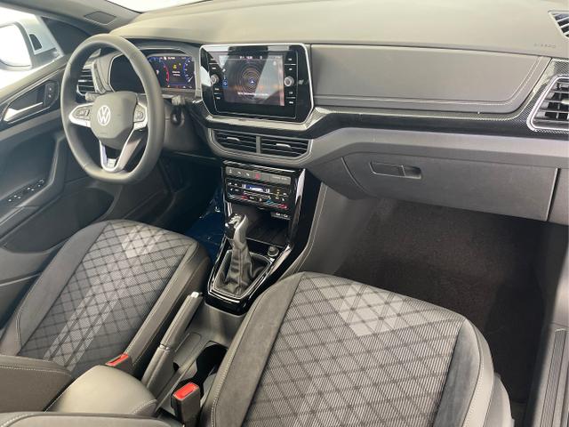 Volkswagen / T-Cross / Silber / / / 115PS DSG IQ.Light+Navi+AHK