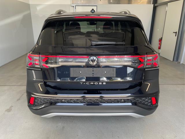 Volkswagen / T-Cross / Schwarz / / / 150PS Navi+AHK