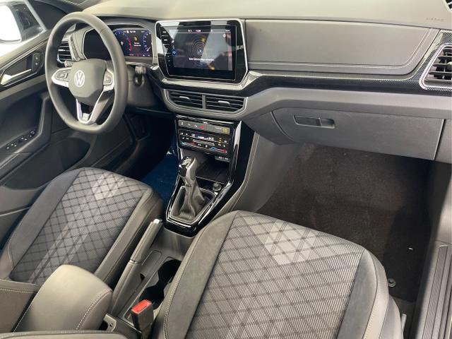 Volkswagen / T-Cross / Schwarz / / / 150PS Navi+AHK