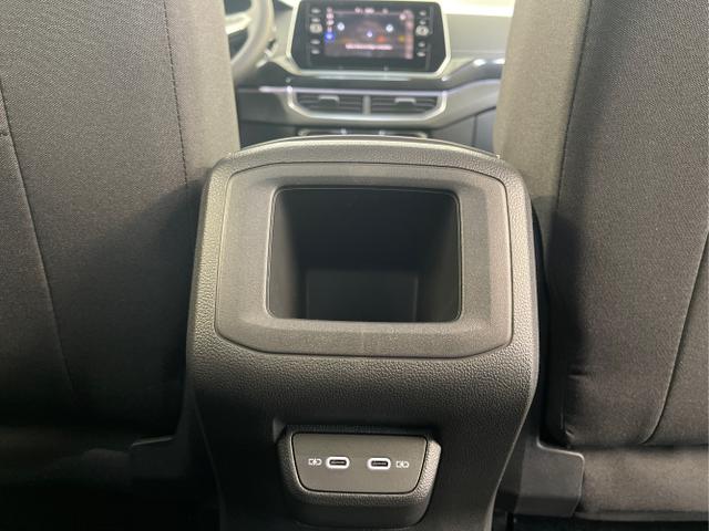 Volkswagen / T-Cross / Schwarz / / / 115PS DSG IQ.Light+Navi+AHK