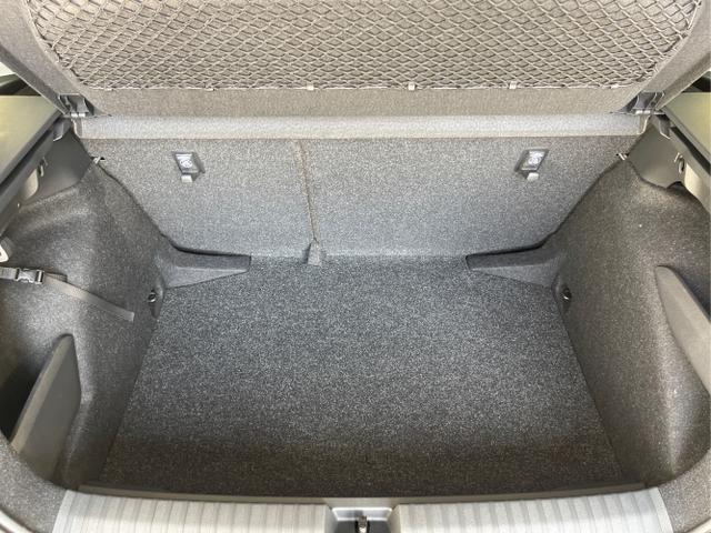 Skoda / KAMIQ / Grau / / / 95PS Sitzheizung+App-Connect