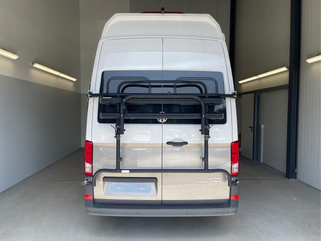 Volkswagen / Grand California / Weiß / / / Solar + Markise + Satelliten + Alarm