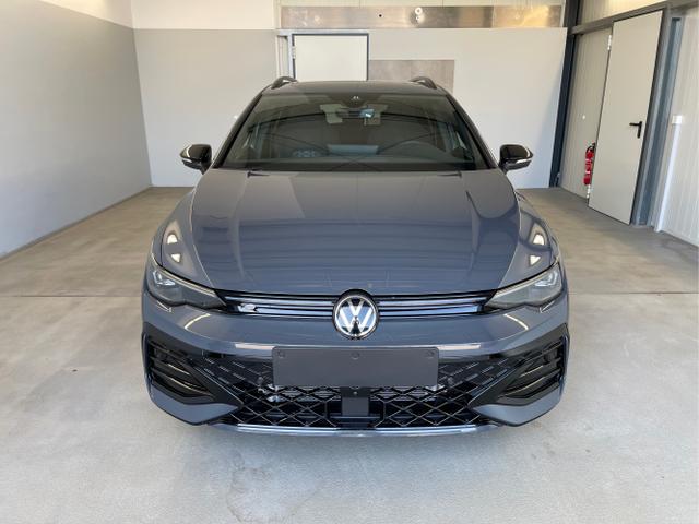Volkswagen / Golf Variant / Grau / / / 150PS DSG+Black Style+AHK
